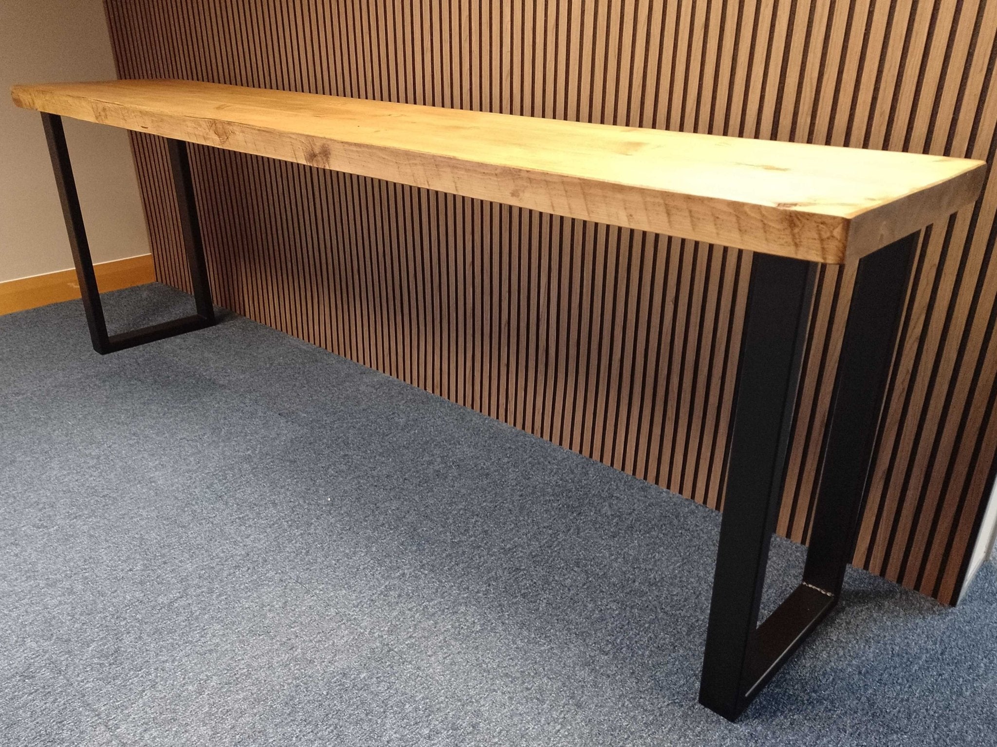 Chunky & Sturdy Breakfast Bar