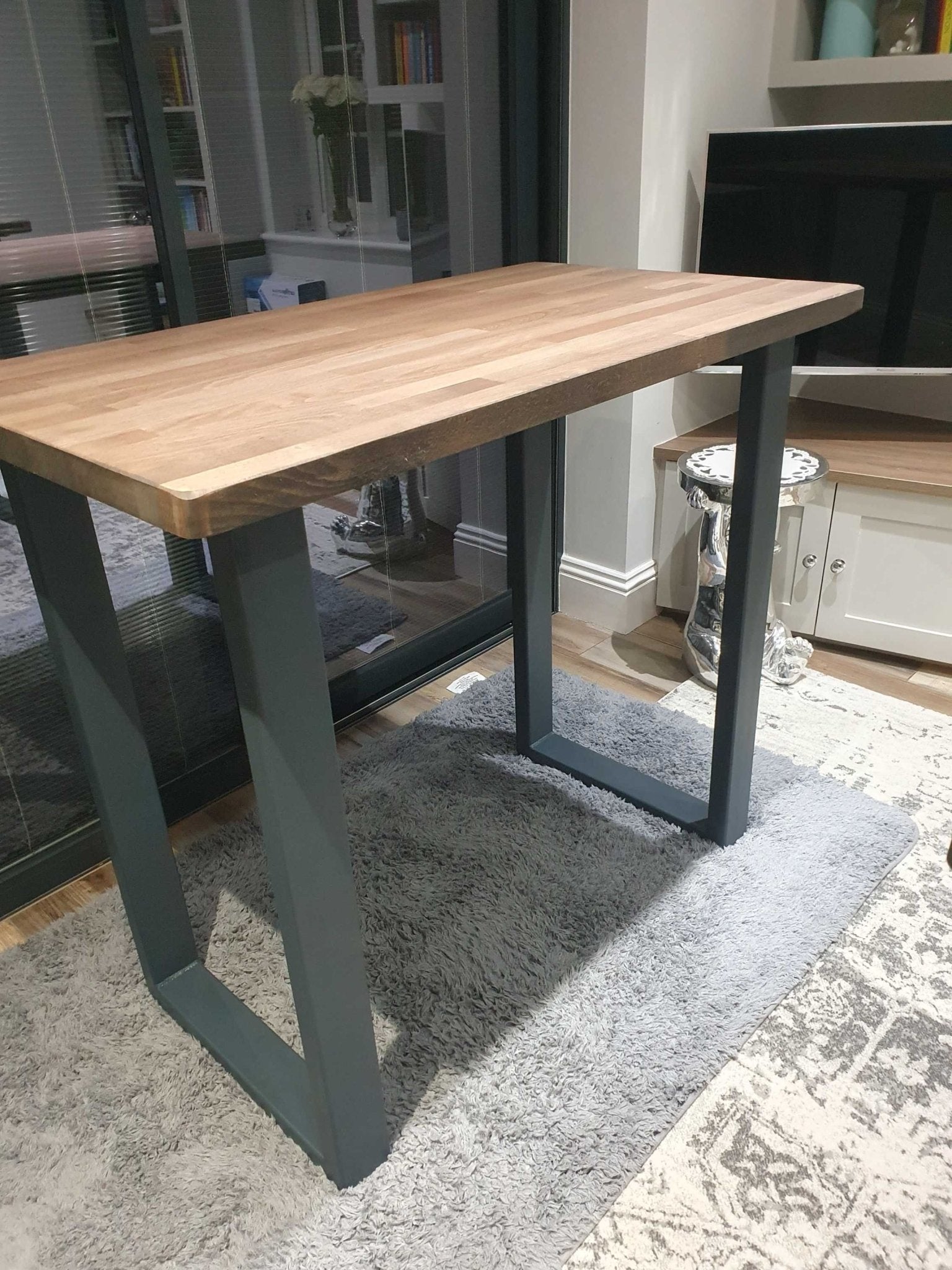Solid Staved Oak Breakfast Bar